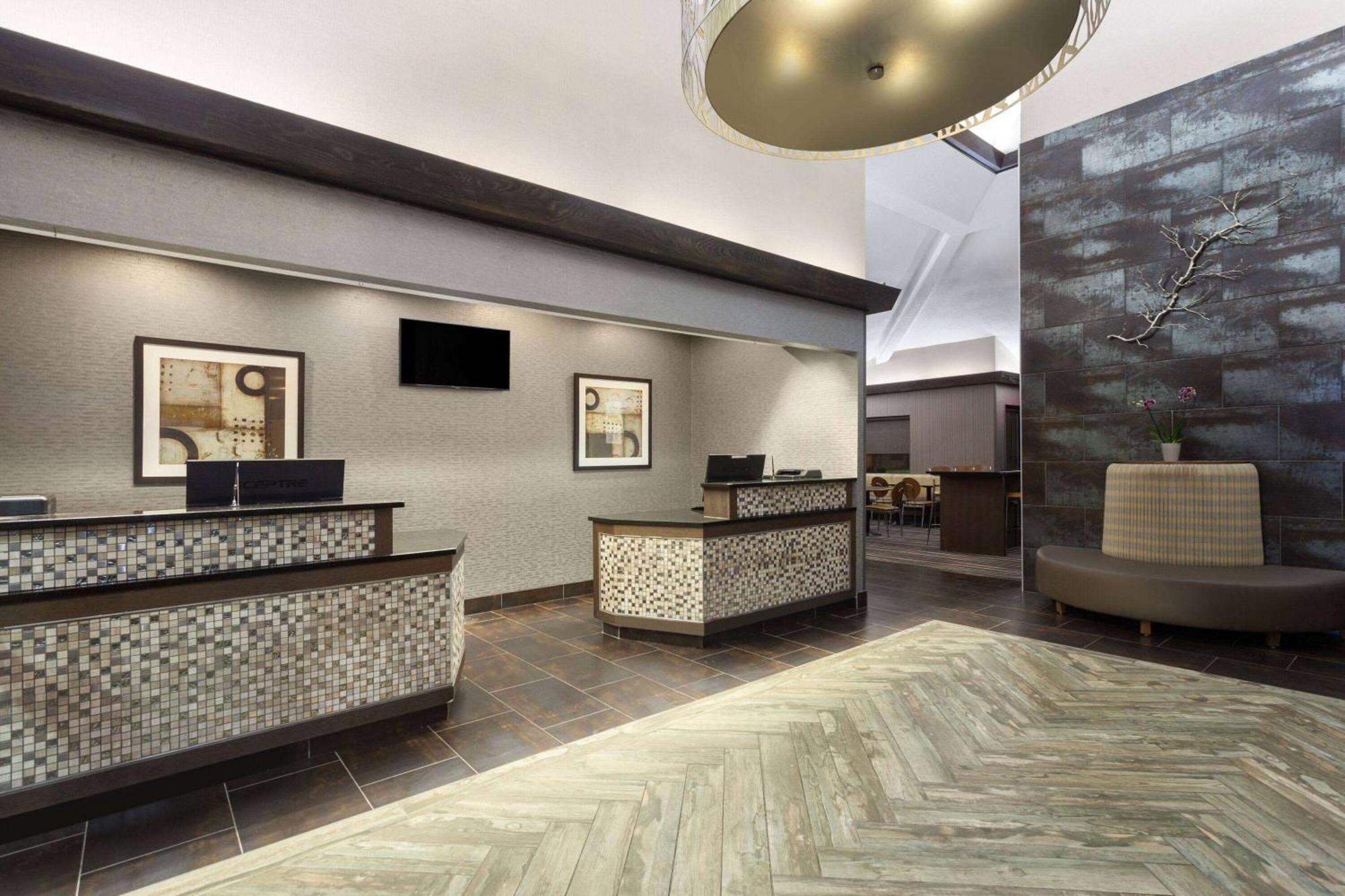 Super 8 By Wyndham Copley Akron Екстер'єр фото